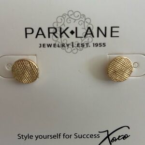 Park Lane Dottie Gold Earrings Pierced  Stud Gold  Tone NWT